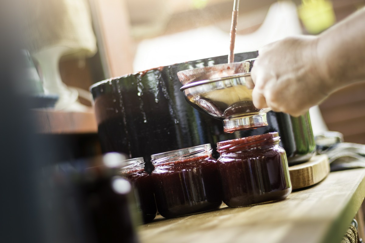 Konfitura z czarnej porzeczki – zdrowy przysmak